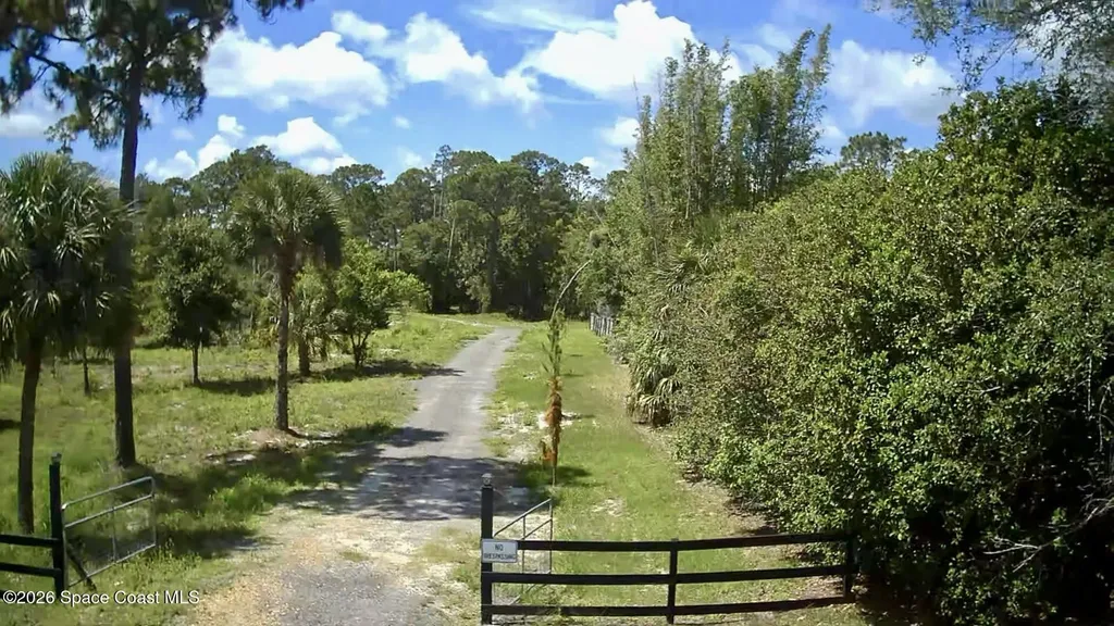 1142 Spangler Lane Titusville FL 32796