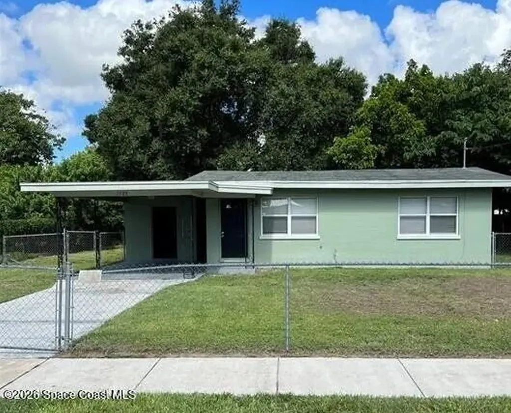1725 31st Street NW Winter Haven FL 33881
