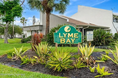 420 Hawthorne Court Indian Harbour Beach FL 32937