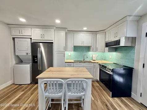 143 E Grant Avenue Cocoa Beach FL 32931