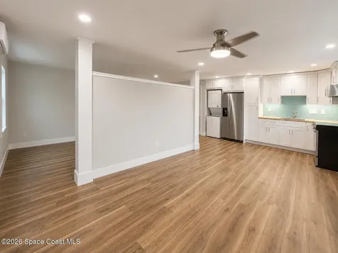 143 E Grant Avenue Cocoa Beach FL 32931