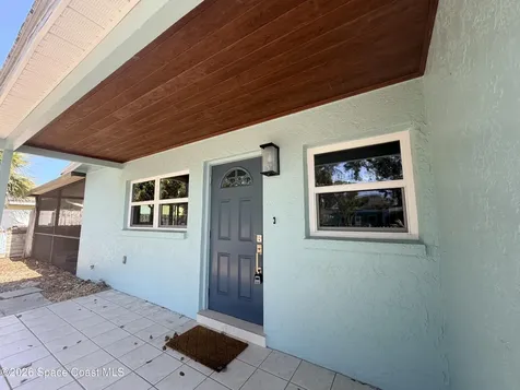143 E Grant Avenue Cocoa Beach FL 32931