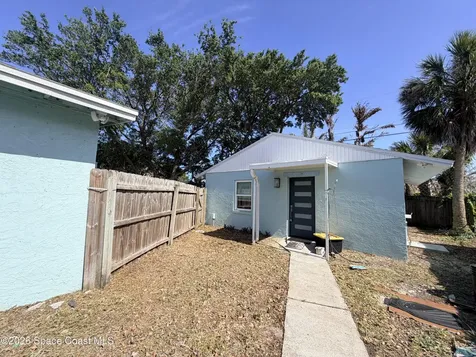143 E Grant Avenue Cocoa Beach FL 32931