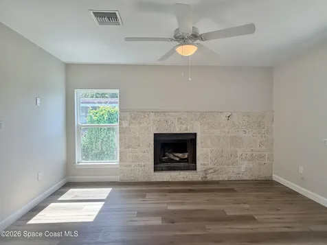 143 E Grant Avenue Cocoa Beach FL 32931