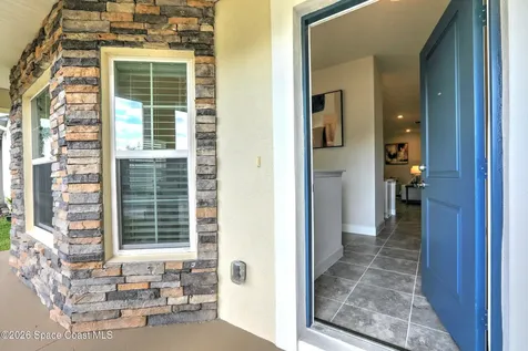 1884 Middlebury Drive SE Palm Bay FL 32909