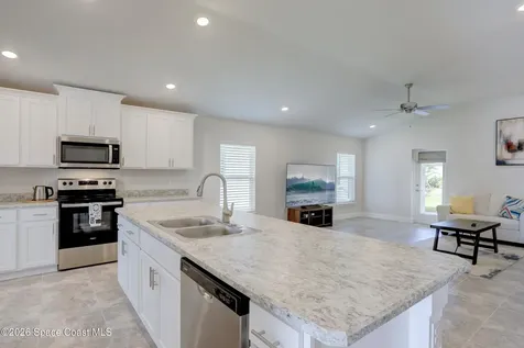 1884 Middlebury Drive SE Palm Bay FL 32909