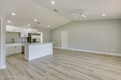 861 Furth Road NW Palm Bay FL 32907