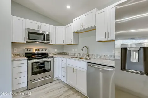 861 Furth Road NW Palm Bay FL 32907