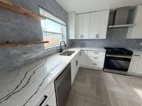 233 NE 1 Street NE Satellite Beach FL 32937