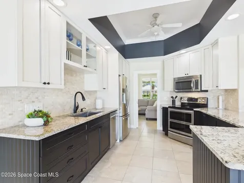 5425 Barbados Square Vero Beach FL 32967