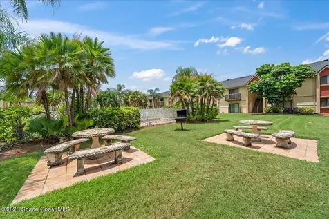 2190 Forest Knoll Drive NE Palm Bay FL 32905