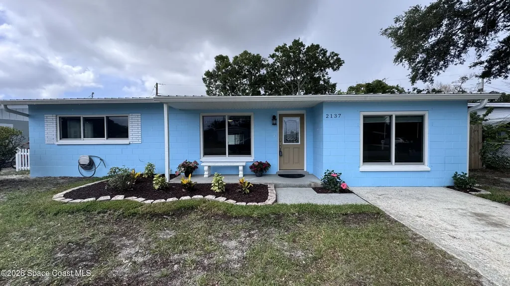2137 Laden Road Melbourne FL 32935