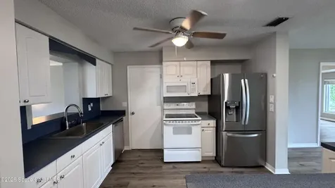 2137 Laden Road Melbourne FL 32935