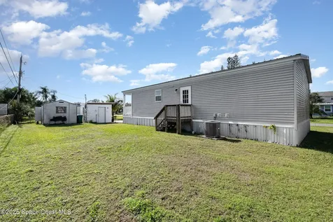 21 Sapphire Street Melbourne FL 32904