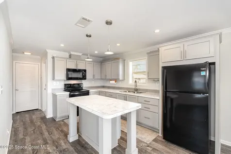 21 Sapphire Street Melbourne FL 32904