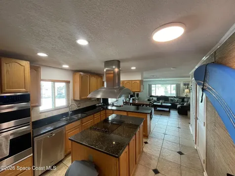 1175 Jimmy Buffett Memorial Highway Satellite Beach FL 32937
