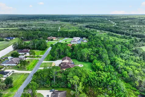 5015 Fawn Lake Boulevard Mims FL 32754