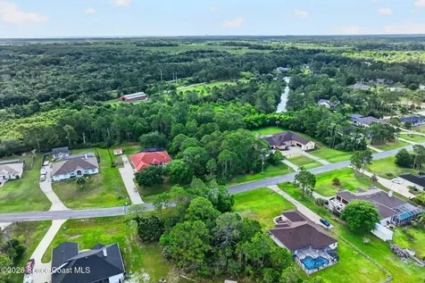 5015 Fawn Lake Boulevard Mims FL 32754