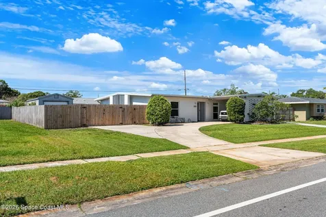 1055 Daytona Drive NE Palm Bay FL 32905