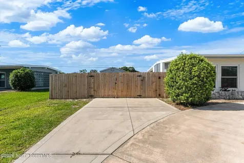 1055 Daytona Drive NE Palm Bay FL 32905