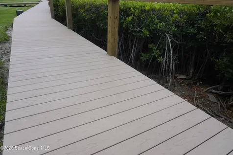 18 Marina Isles Boulevard Indian Harbour Beach FL 32937