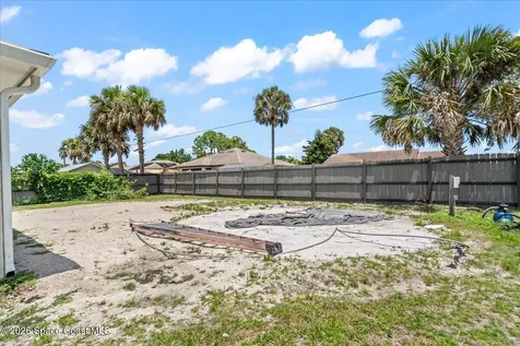 401 Filbert Avenue NE Palm Bay FL 32907