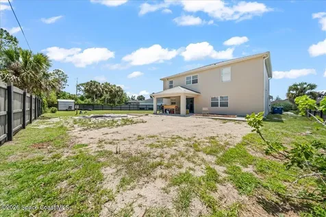401 Filbert Avenue NE Palm Bay FL 32907
