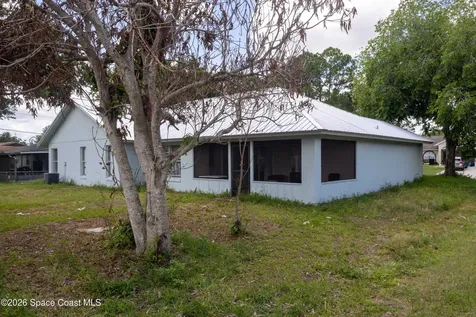 769 Bautzen Avenue NW Palm Bay FL 32907