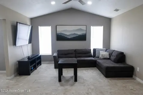 769 Bautzen Avenue NW Palm Bay FL 32907