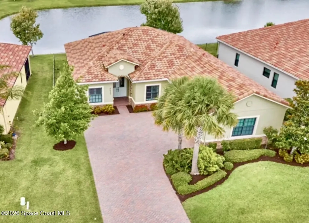 5523 49th Avenue Vero Beach FL 32967