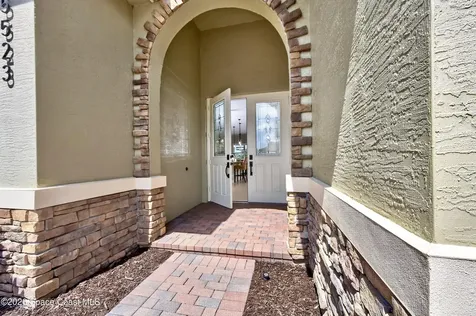 5523 49th Avenue Vero Beach FL 32967