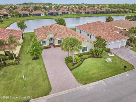 5523 49th Avenue Vero Beach FL 32967