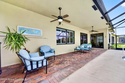 5523 49th Avenue Vero Beach FL 32967