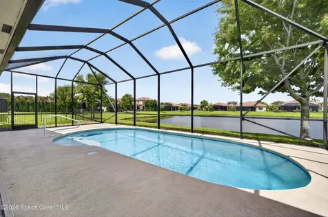 5523 49th Avenue Vero Beach FL 32967