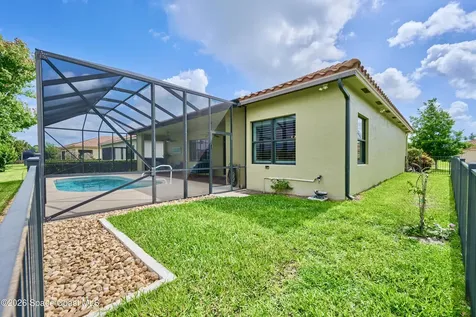5523 49th Avenue Vero Beach FL 32967