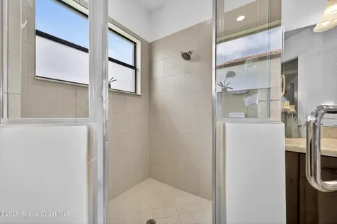 5523 49th Avenue Vero Beach FL 32967