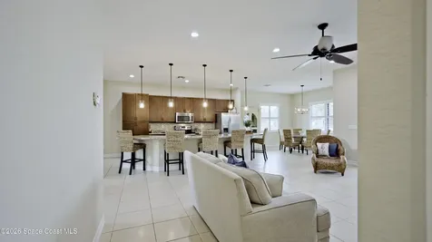 5523 49th Avenue Vero Beach FL 32967