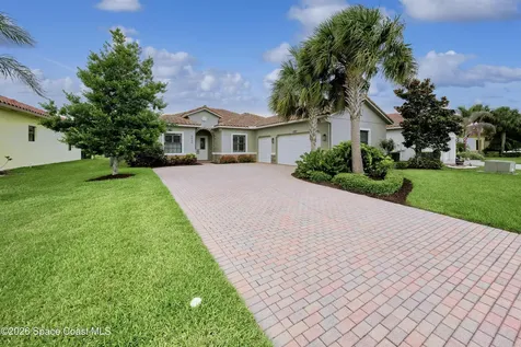 5523 49th Avenue Vero Beach FL 32967