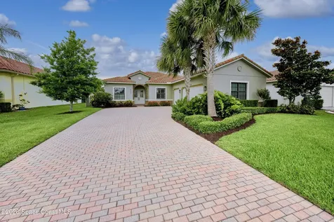 5523 49th Avenue Vero Beach FL 32967
