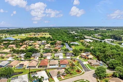 510 Sunset Lakes Drive Merritt Island FL 32953