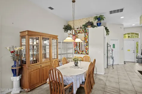 463 Avocado Road NW Palm Bay FL 32907