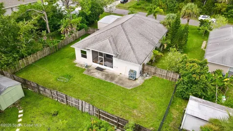 463 Avocado Road NW Palm Bay FL 32907