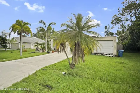 463 Avocado Road NW Palm Bay FL 32907