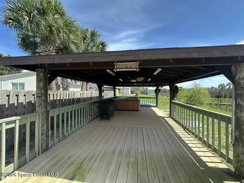 2050 Porpoise Street Merritt Island FL 32952