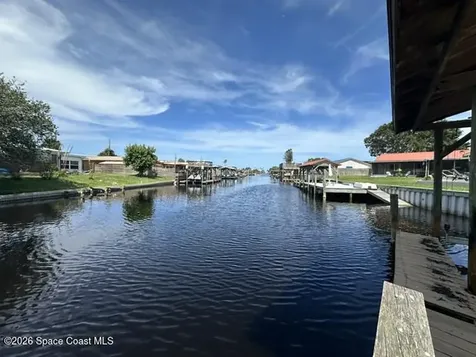 2050 Porpoise Street Merritt Island FL 32952