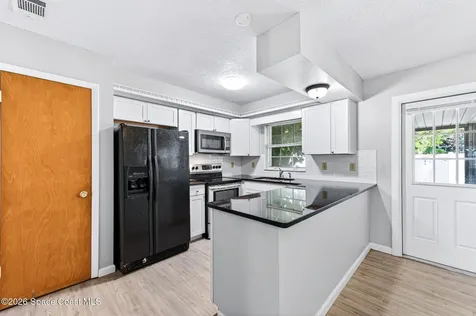 212 Emerald Drive W Indian Harbour Beach FL 32937