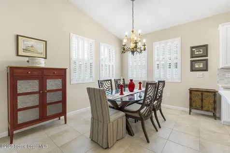 7218 E Village Square Vero Beach FL 32966