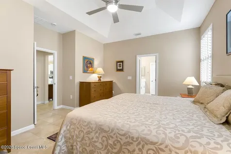 7218 E Village Square Vero Beach FL 32966