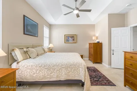 7218 E Village Square Vero Beach FL 32966