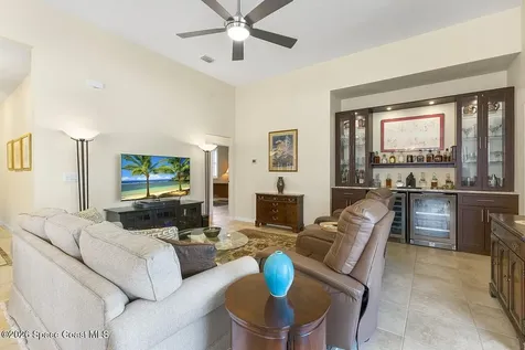 7218 E Village Square Vero Beach FL 32966